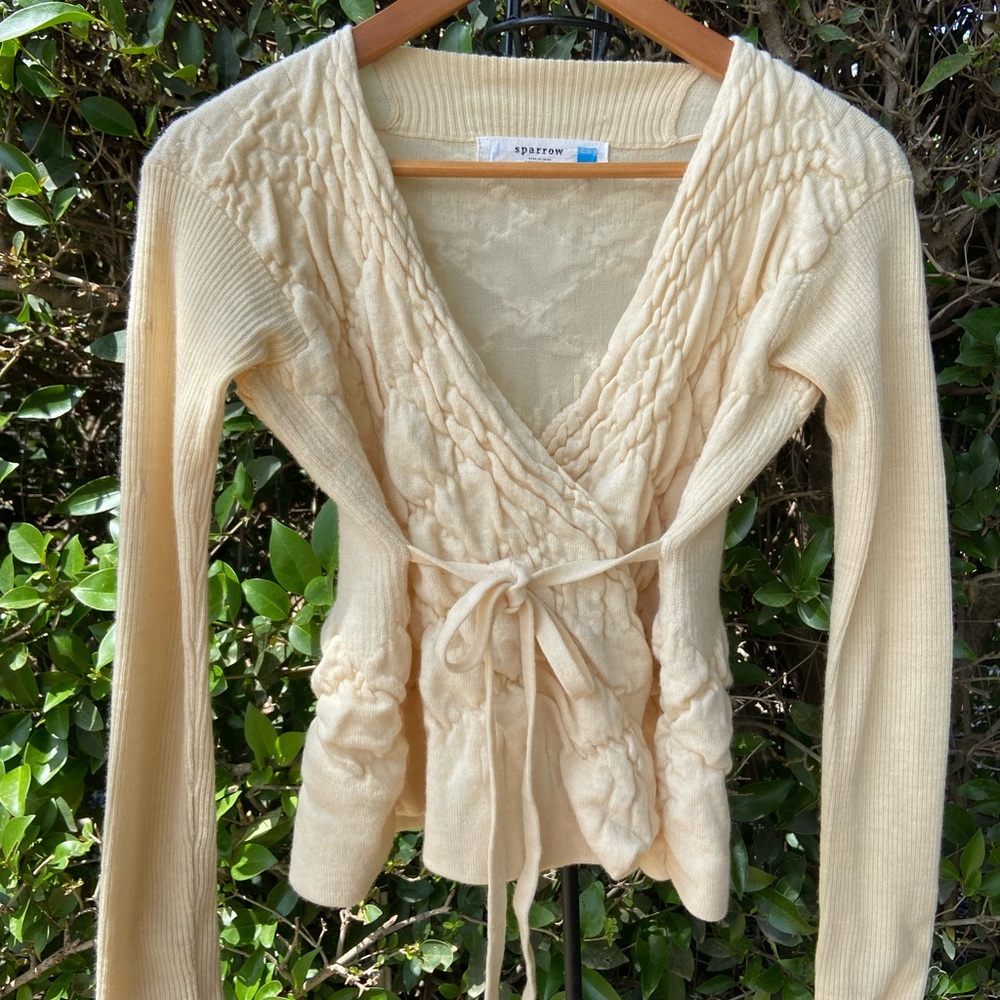 SMALL Cream to light yellow Anthropologie Sparrow sweater